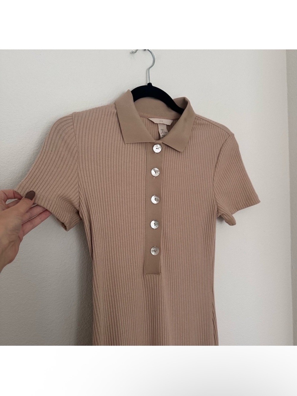 H&M Ribbed Collared Half Buttoned Midi Dress Side Slits Beige Tan Color Size S - Picture 7 of 10